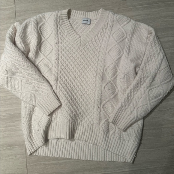 ARITZIA PEGGY V-NECK SWEATER - Picture 2 of 5